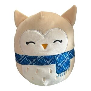 Vee - Squishmallow - 8 inches